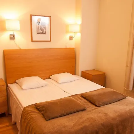 Hellsten Senate Apartahotel